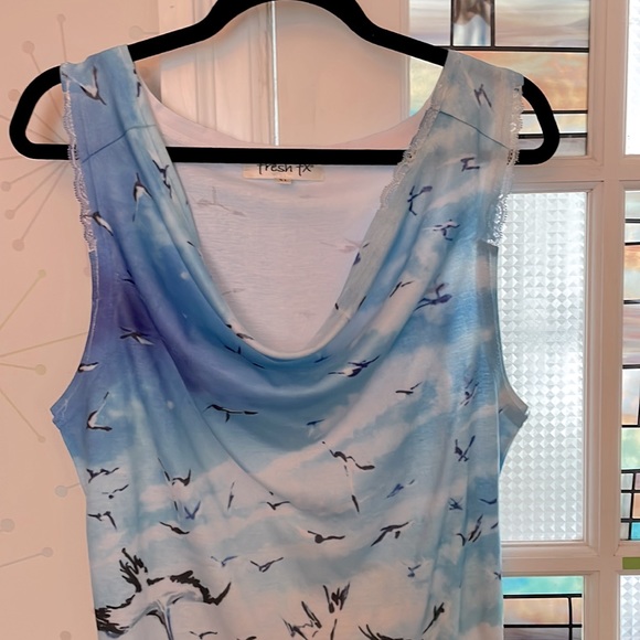 Beautiful Summer Dress - Picture 4 of 5